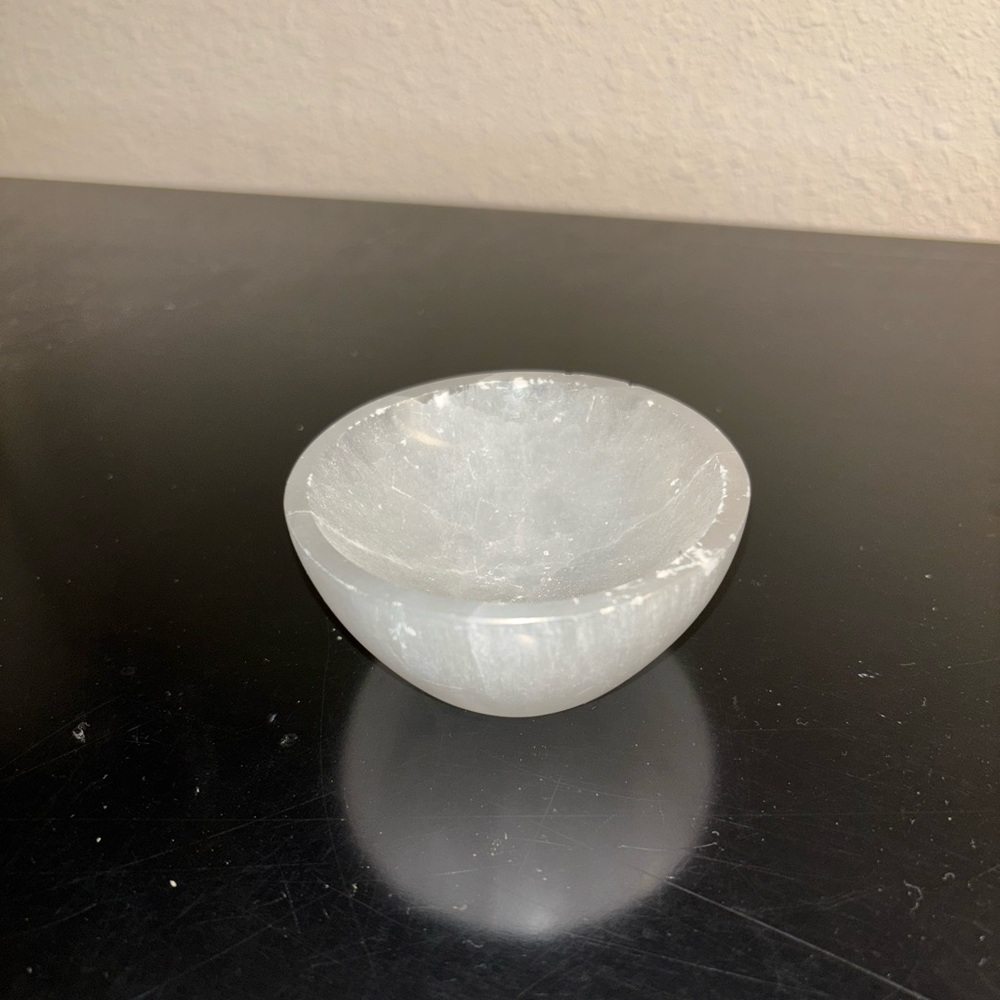 Clear Quarts Bowl/ Dish